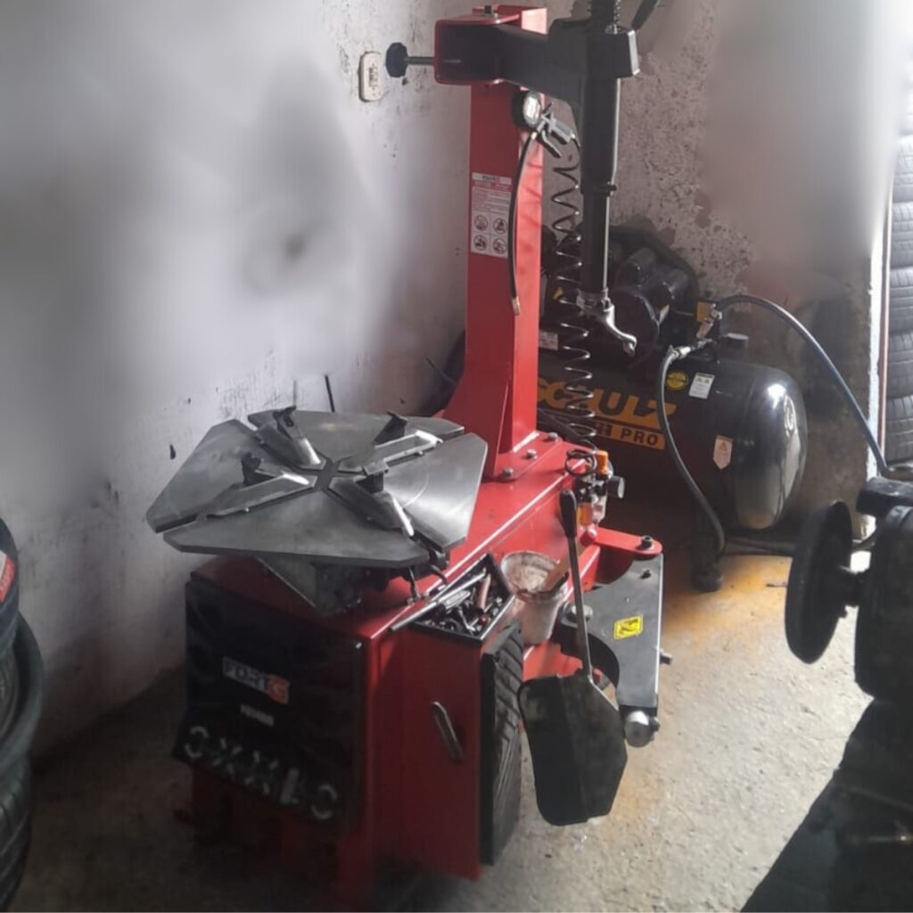 Troca de pneus em Maceió com equipamento profissional - Serraria