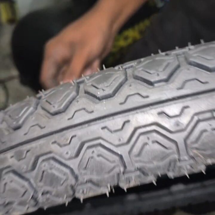 Moto com pneu murcho ? 
Nem pensar!